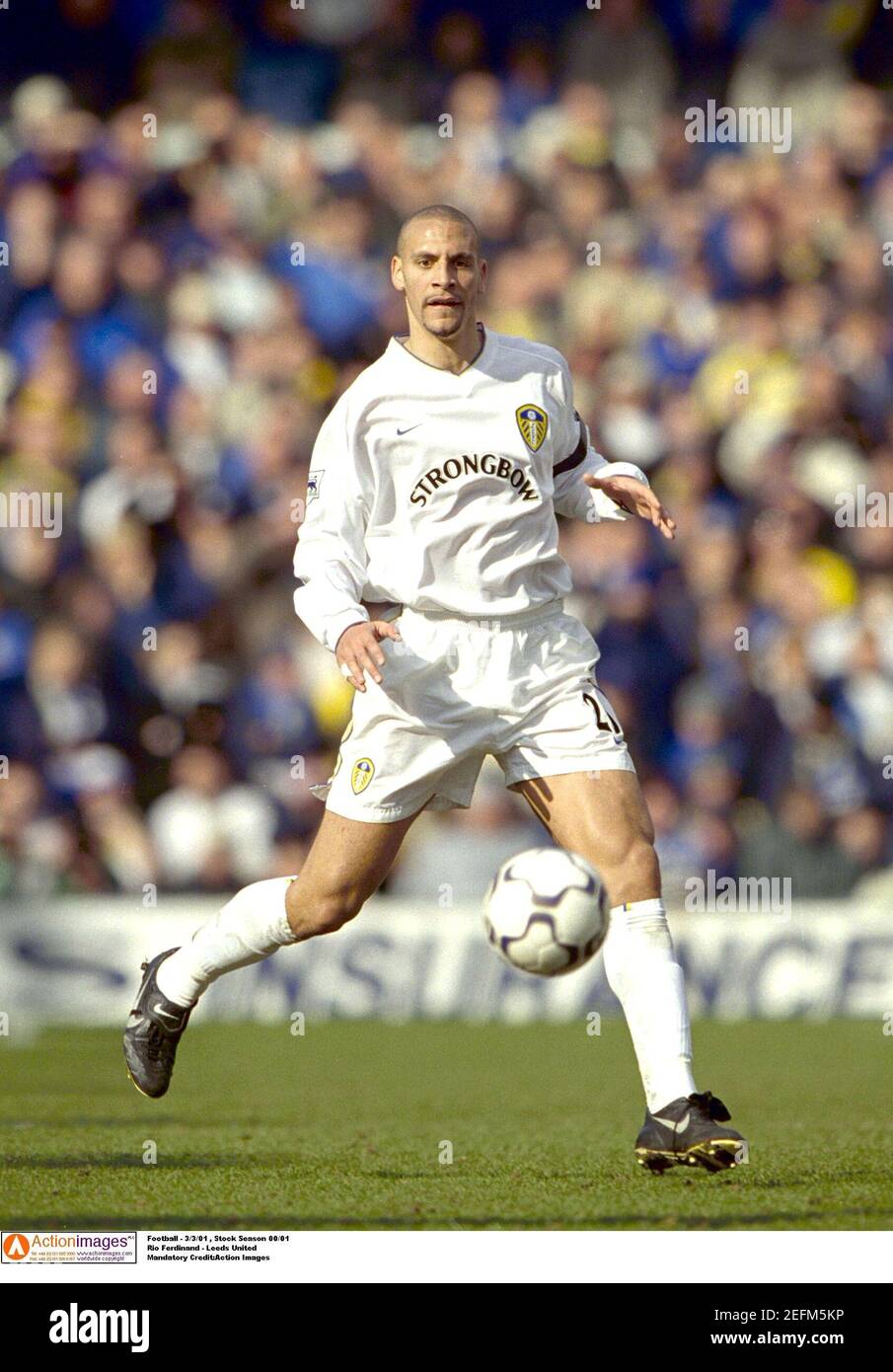 Football 3 3 01 Stock Season 00 01 Rio Ferdinand Leeds United Mandatory Credit Action Images Stock Photo Alamy