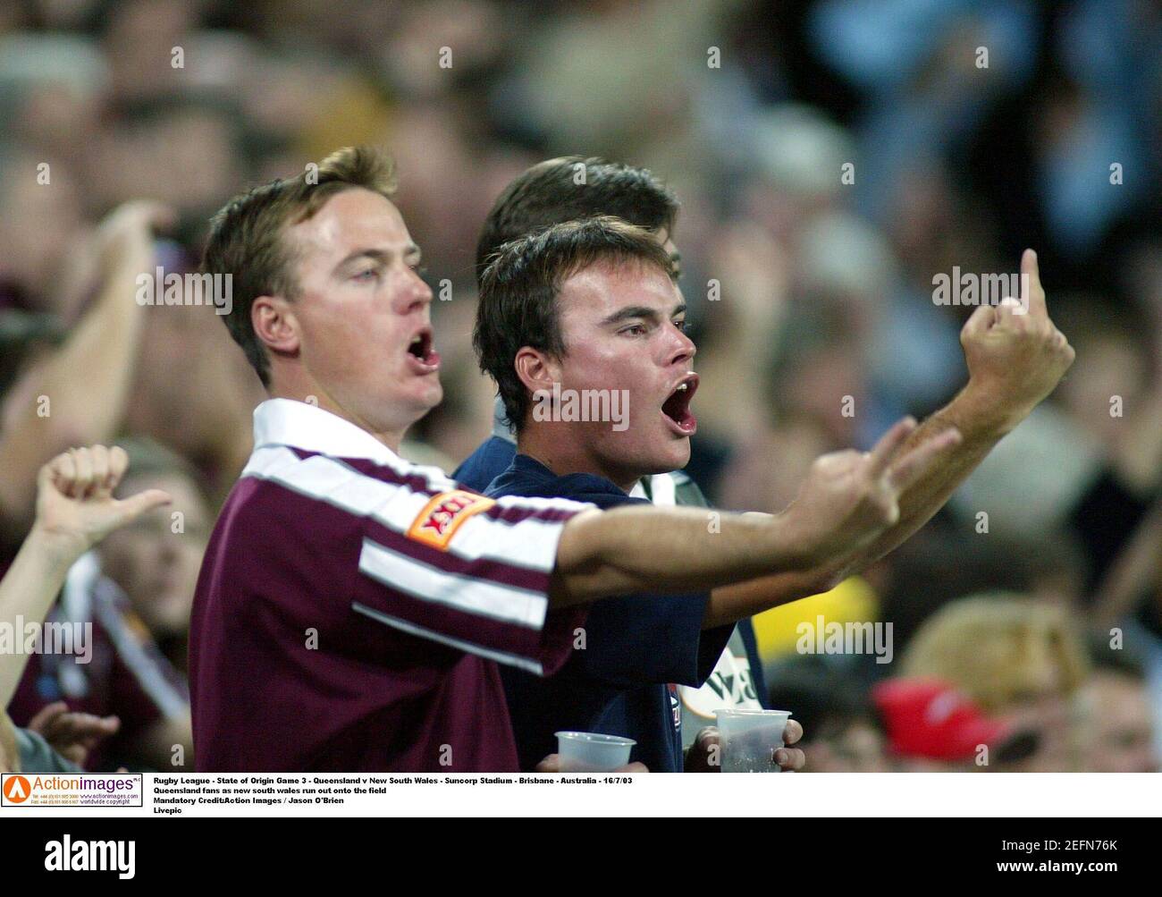 Rugby League State Of Origin Game 3 Queensland V New South Wales Suncorp Stadium Brisbane Australia 16 7 03 Queensland Fans Mandatory Credit Action Images Jason O Brien Livepic Stock Photo Alamy