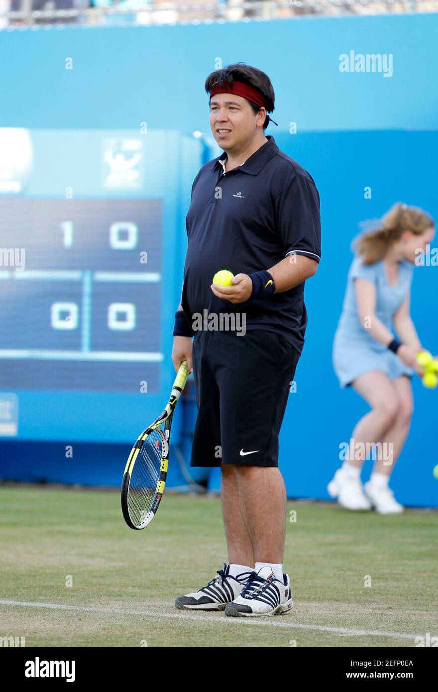 bijzonder Snel Hilarisch Tennis - Rally Against Cancer - Queen's Club, London - 16/6/13 Michael McIntyre during the Rally Against Cancer Mandatory Credit: Action Images / Jed Leicester Livepic Stock Photo - Alamy bijzonder Snel Hilarisch Tennis - Rally Against Cancer - Queen's Club, London - 16/6/13 Michael McIntyre during the Rally Against Cancer Mandatory Credit: Action Images / Jed Leicester Livepic Stock Photo - Alamy