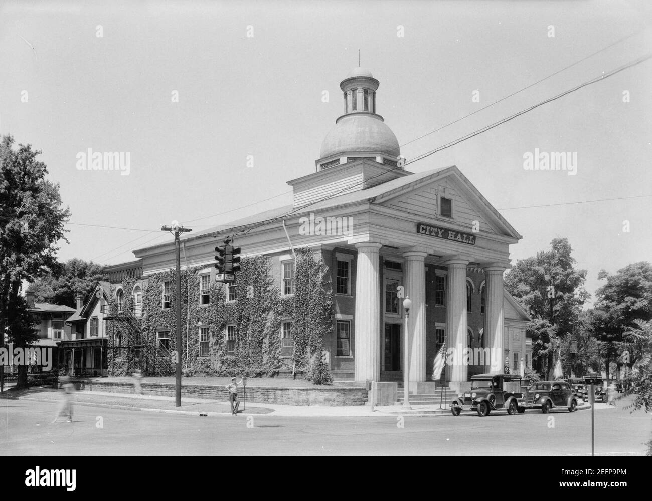 Old Lake County Courthouse, Painesville Stock Photo Alamy