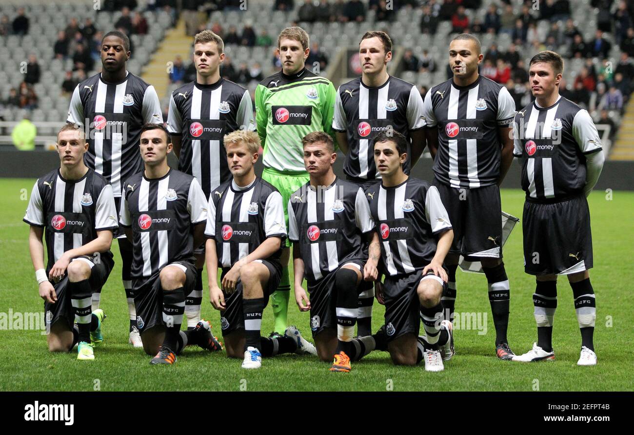 Newcastle united team group hires stock photography and images Alamy