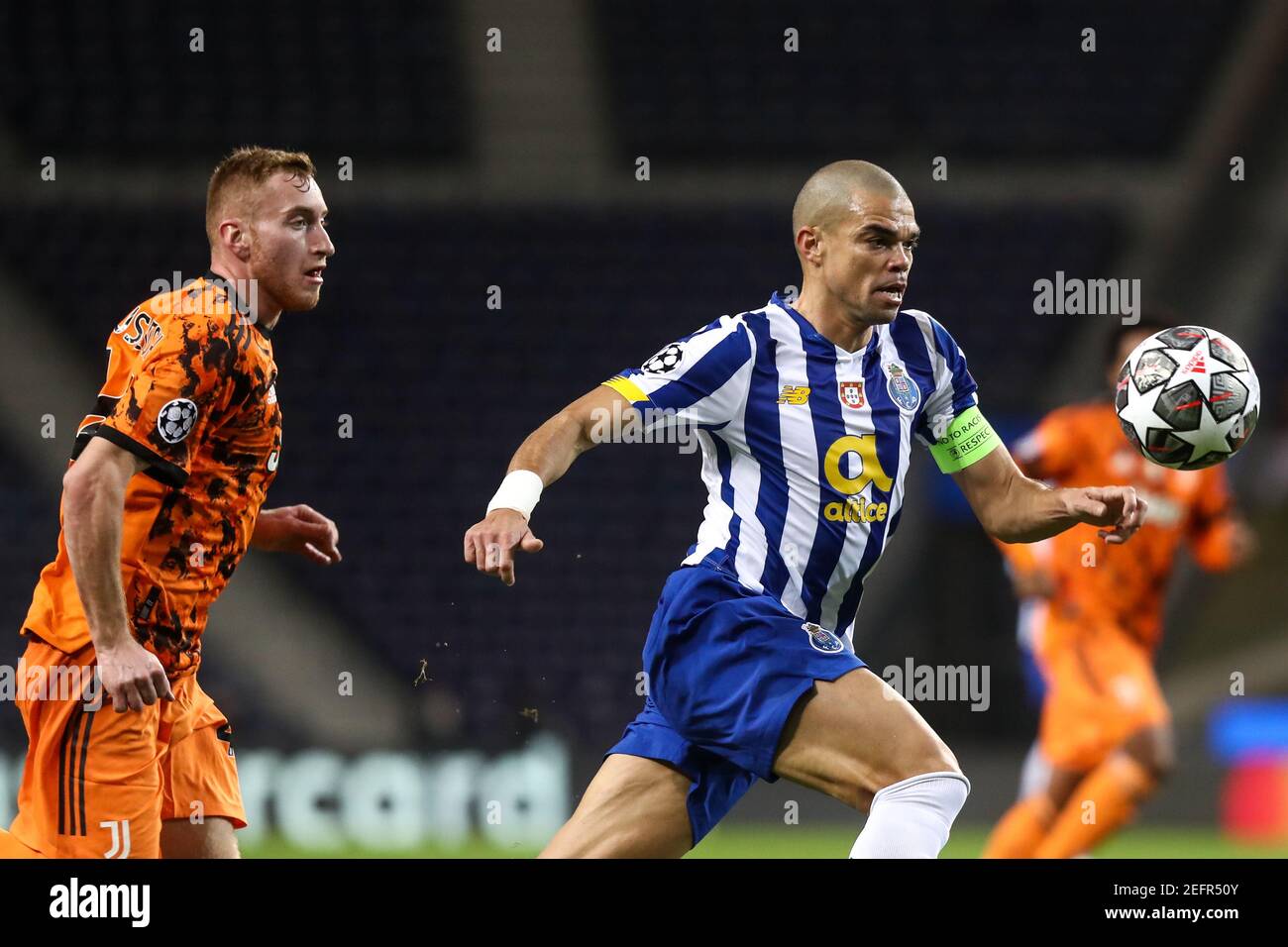Porto Portugal 17th Feb 2021 Fc Porto Hosted The Juventus Football Club Tonight At Estadio Do Dragao In The First Leg Of The 2020 2021 Champions League Round Of 16 Pepe And Kulusevski
