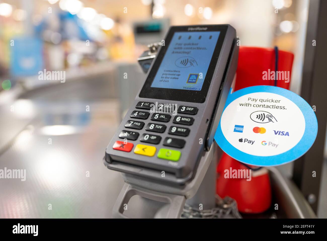 A chip and pin machine in a UK supermarket Stock Photo Alamy