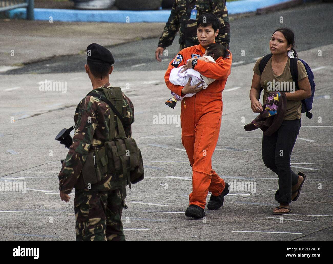 Typhoon yolanda hi-res stock photography and images - Alamy