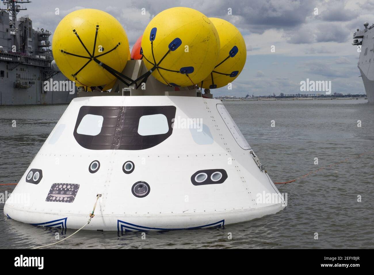 Orion capsule hi-res stock photography and images - Alamy