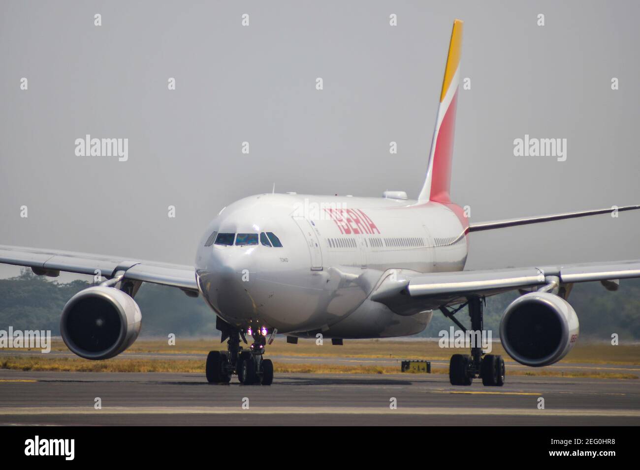 San Salvador, El Salvador. 17th Feb, 2021. An IBERIA airlines flight brought into the central American country cargo containing doses of the AstraZeneca COVID-19 vaccine.The government announced health workers will be the first to receive the vaccine. Credit: Camilo Freedman/ZUMA Wire/Alamy Live News Stock Photo