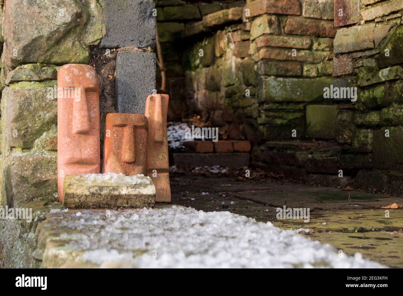 Stone Garden Ornaments High Resolution Stock Photography and Images Alamy
