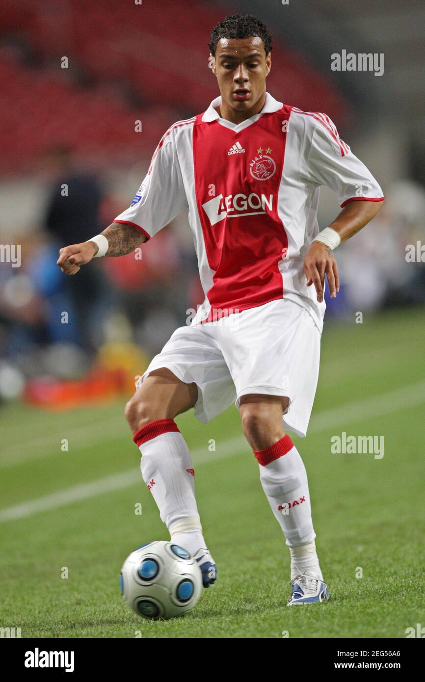 - Stock - 09/10 - Gregory van der Wiel - Ajax Amsterdam Mandatory Action Images / Lee Smith Photo - Alamy