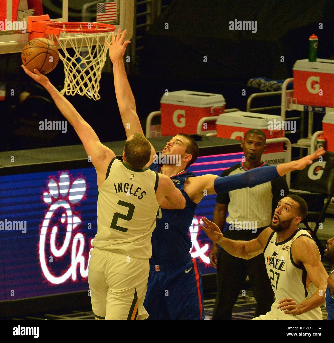 joe ingles dunk