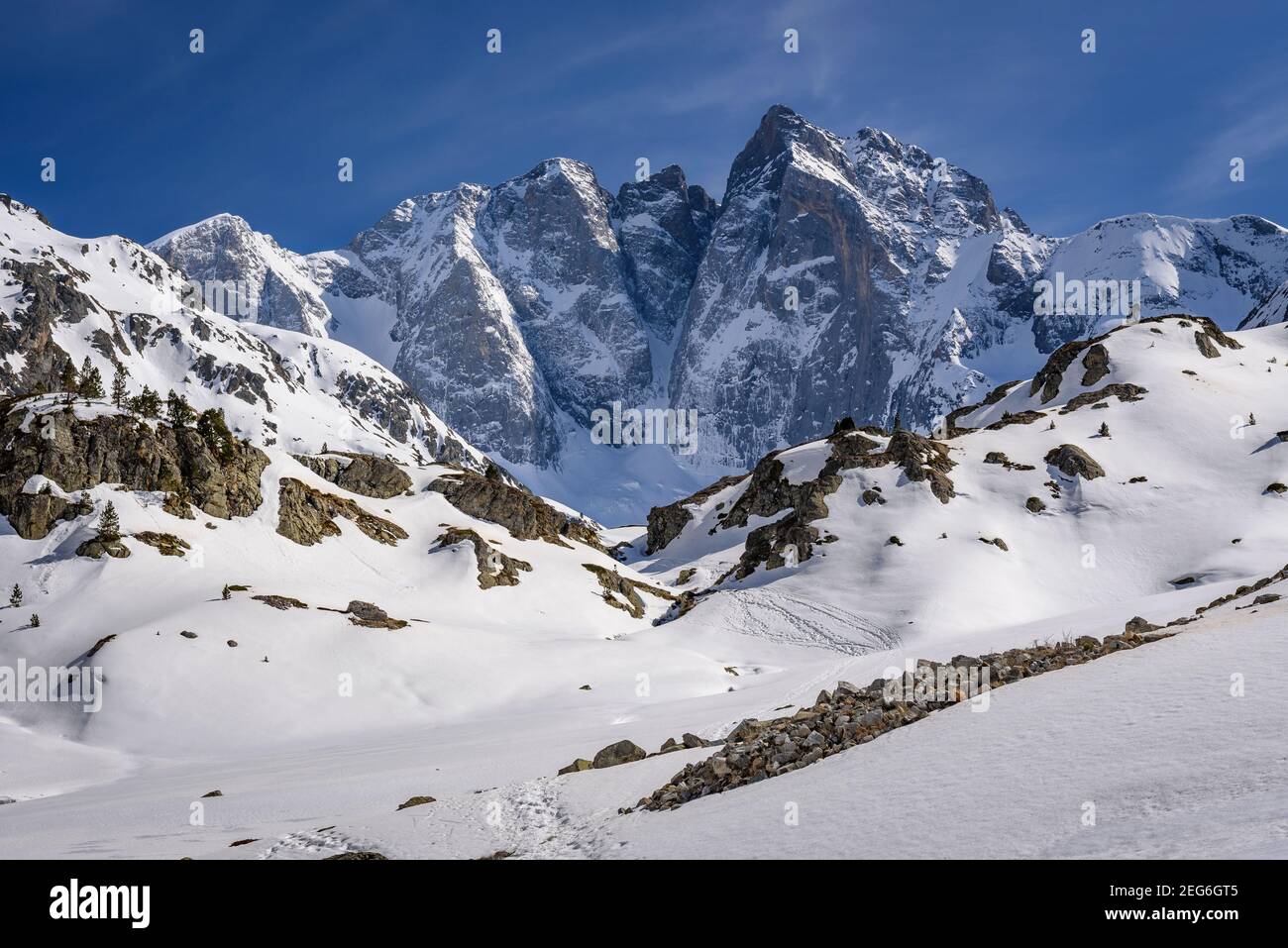 Vignemale with snow, seen from the Gaube valley (Pyrenees National Park, Midi-Pyrénées, Pyrenees, France) Stock Photo