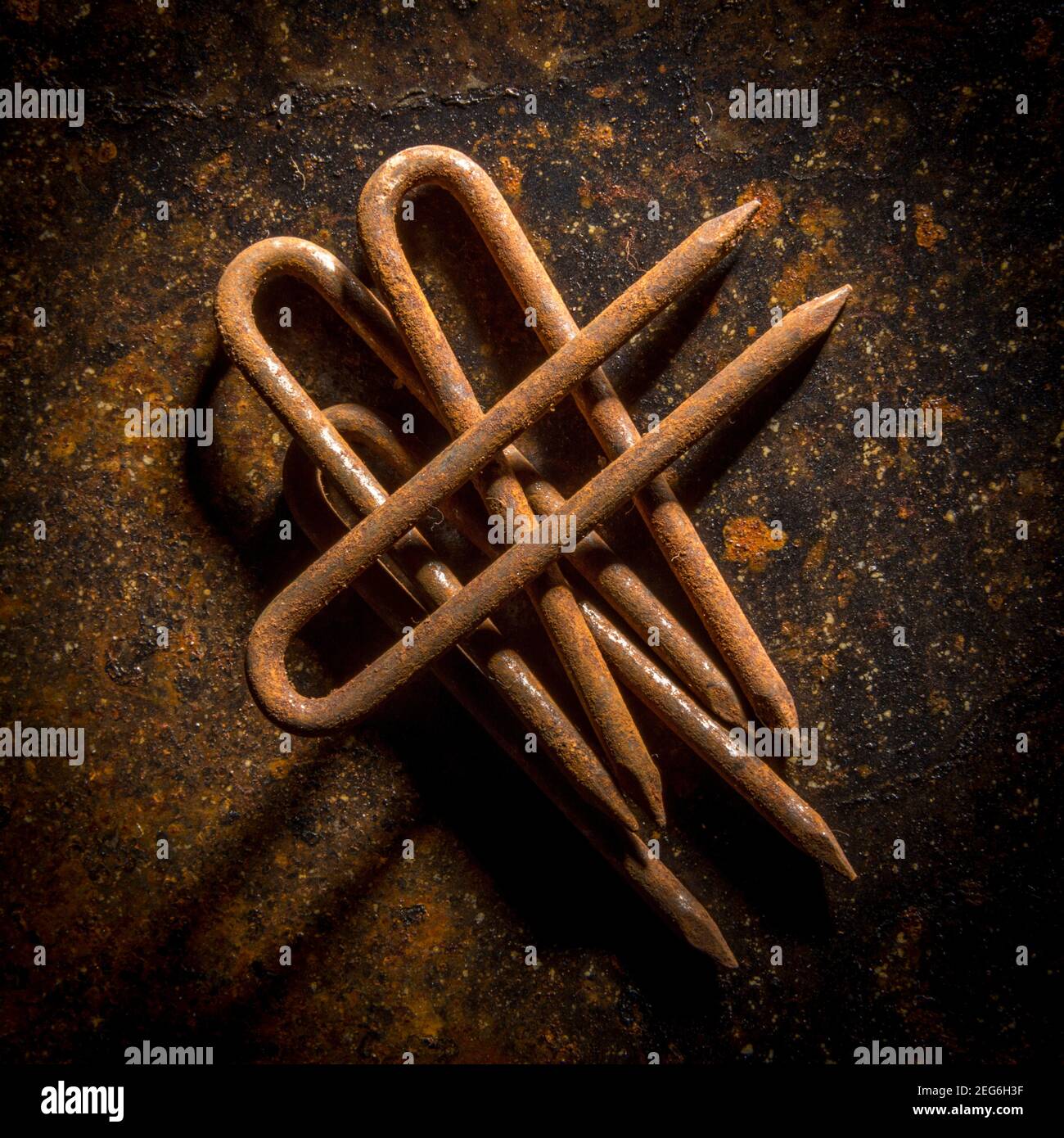 Wire staples hi-res stock photography and images - Alamy