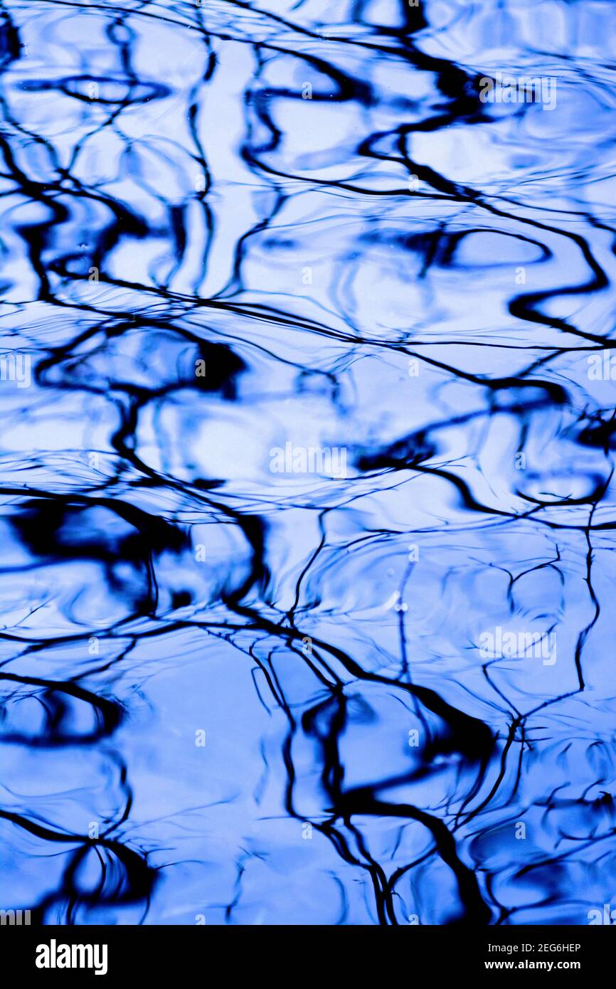 Distorted patterns hi-res stock photography and images - Alamy