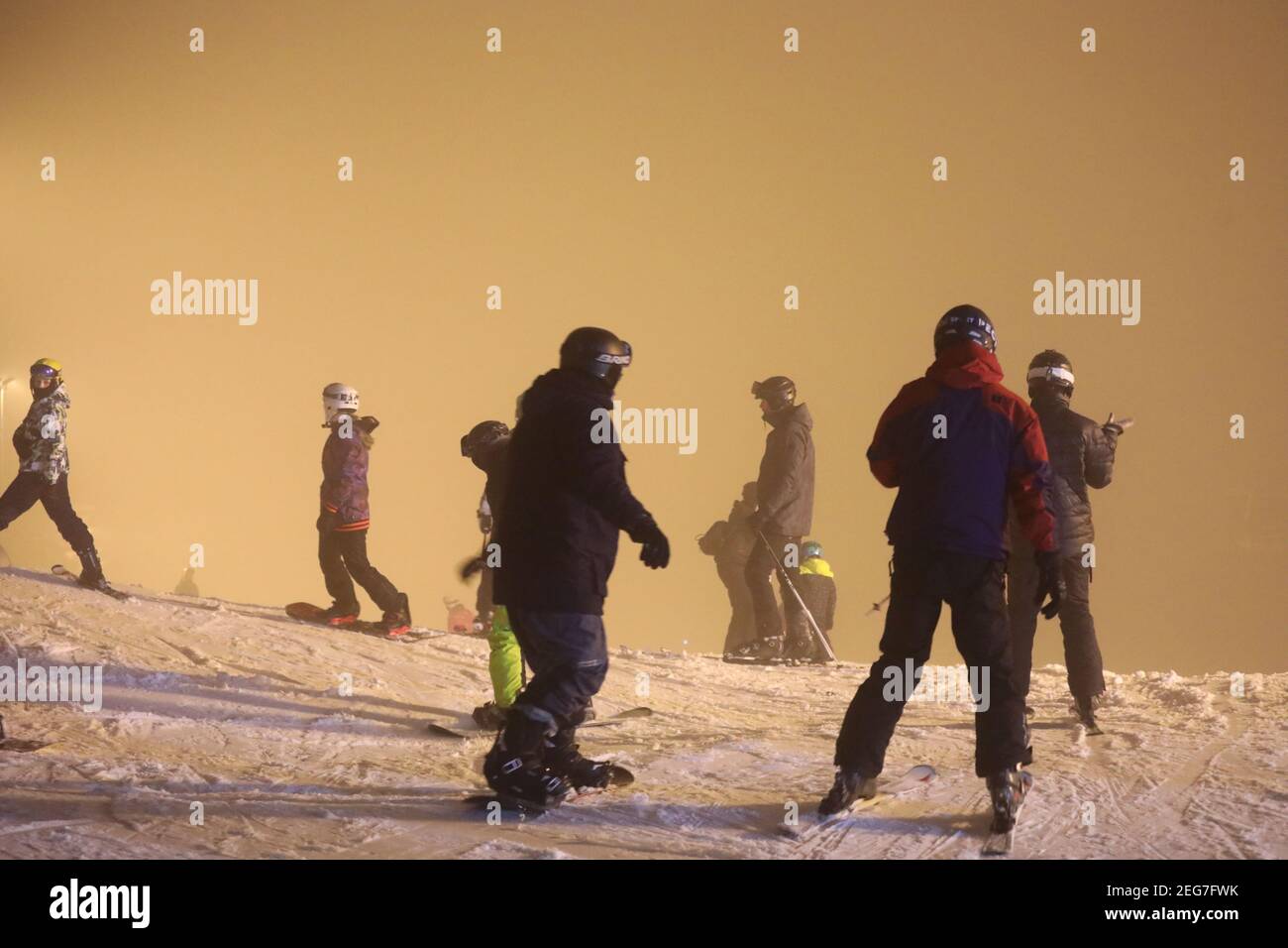 Trotz Corona: Polen öffnet Skigebiete - Ansturm auf Wintersportorte folgt prompt, Swieradow Zdroj (Bad Flinsberg) Polen,17.02.2021 Stock Photo