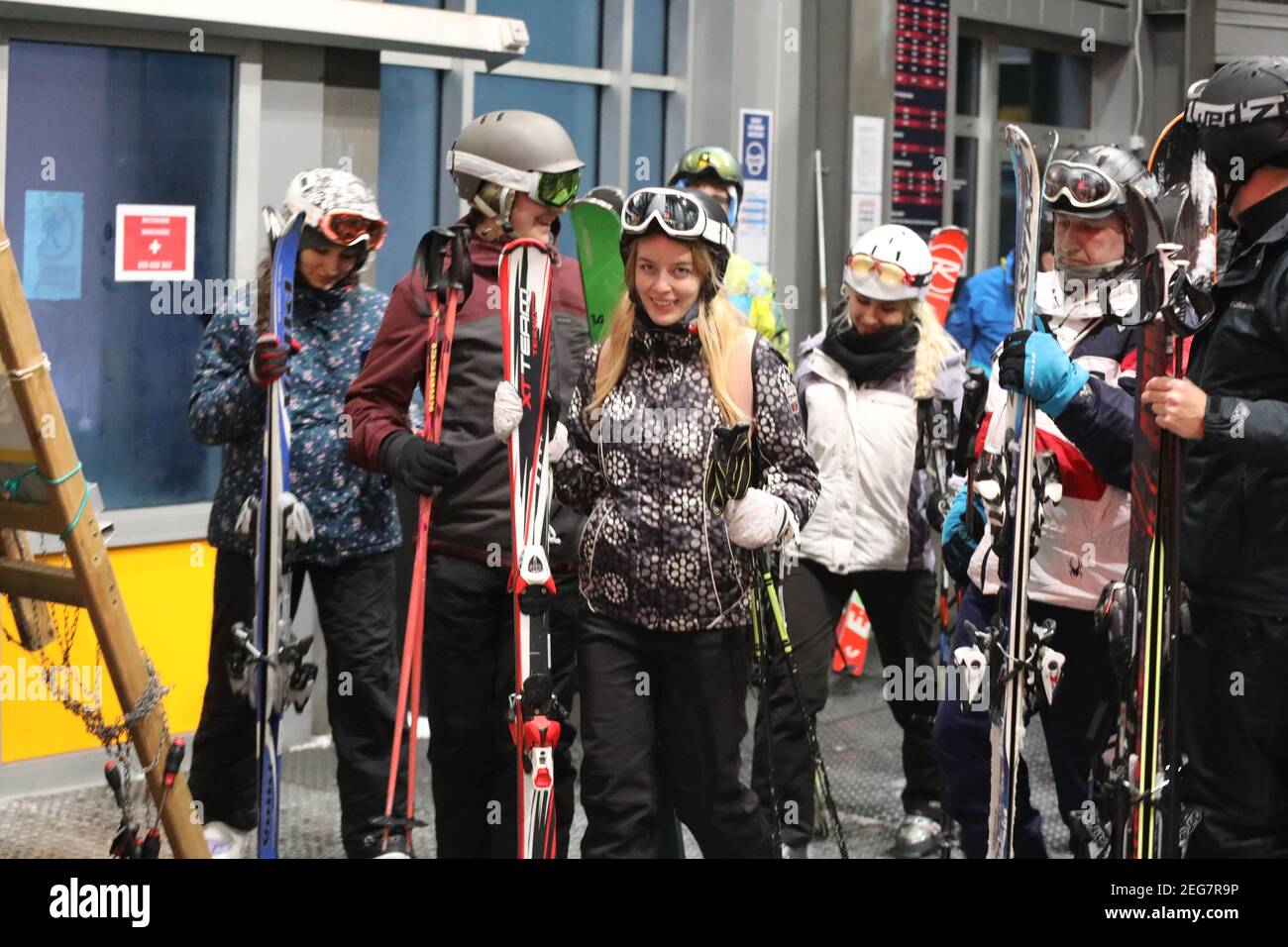 Trotz Corona: Polen öffnet Skigebiete - Ansturm auf Wintersportorte folgt prompt, Swieradow Zdroj (Bad Flinsberg) Polen,17.02.2021 Stock Photo