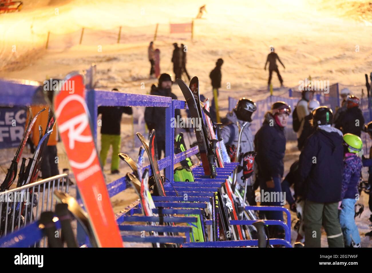 Trotz Corona: Polen öffnet Skigebiete - Ansturm auf Wintersportorte folgt prompt, Swieradow Zdroj (Bad Flinsberg) Polen,17.02.2021 Stock Photo