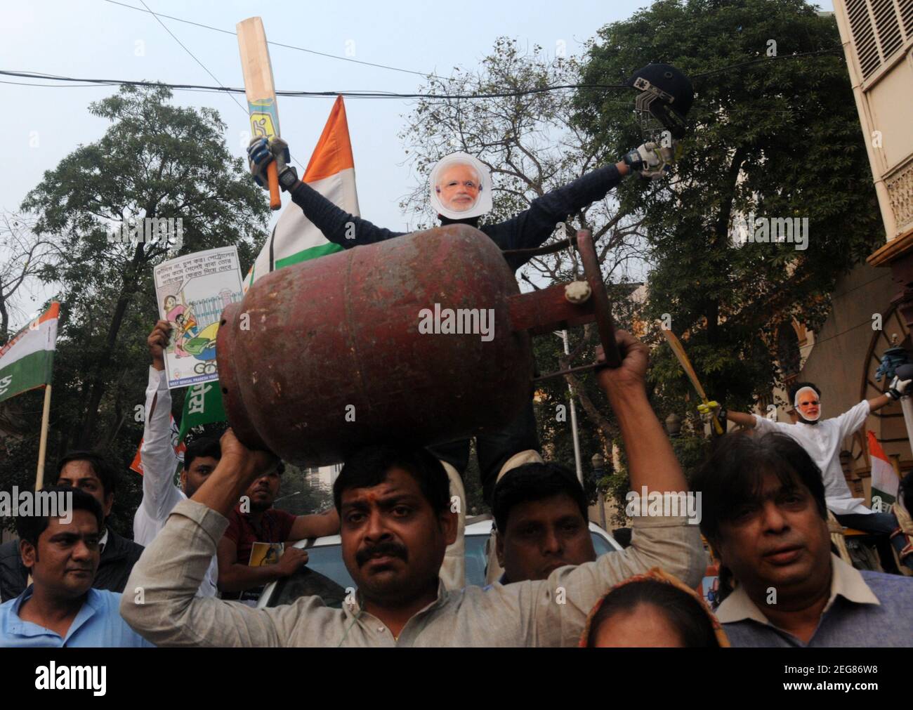 Kolkata, India. 17th Feb, 2021. Activists of youth congress raised slogans during a protest against fuel price hike in Kolkata in front of Rajbhawan. (Photo by Sandip Saha/Pacific Press) Credit: Pacific Press Media Production Corp./Alamy Live News Stock Photo