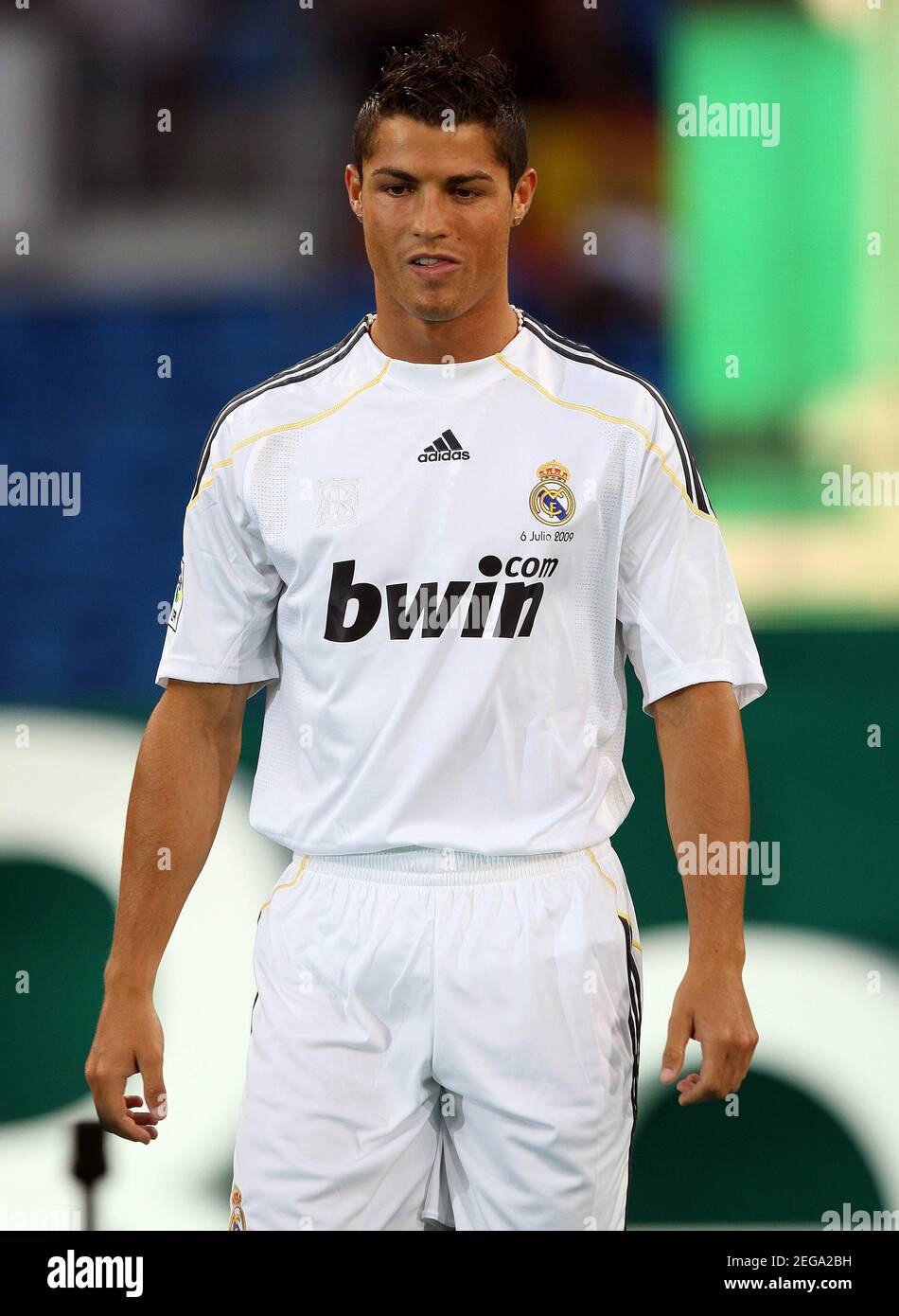 Page 12 - Cristiano Ronaldo 7 Real Madrid High Resolution Stock Photography  and Images - Alamy