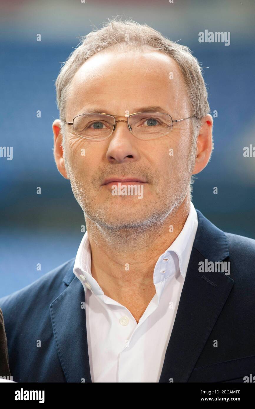 Reinhold BECKMANN will be 65 years old on February 23, 2021, Reinhold  BECKMANN, presenter, ARD, single image, trimmed single motif, portrait,  portrait, presentation of the presenters from ARD and ZDF for the
