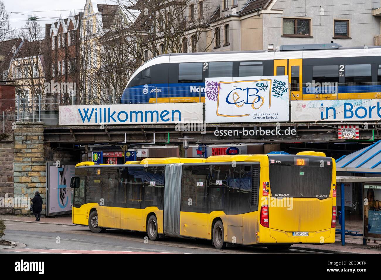 Transport buses of the Ruhrbahn, at the S-Bahn station Essen-Borbeck, interface between rail transport, Nordwestbahn and bus lines, in Essen, NRW, Ger Stock Photo
