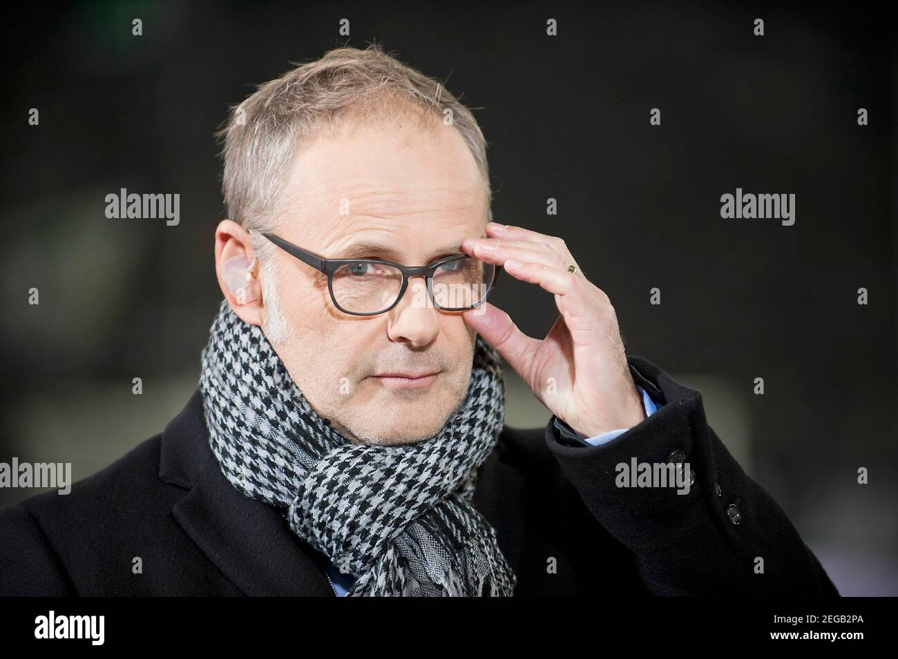 Reinhold BECKMANN will be 65 years old on February 23, 2021, Reinhold BECKMANN, Germany, presenter, TV, television, portrait, ARD, almost on his glasses, gesture, gesture, Soccer 1. Bundesliga, matchday 18, Borussia Monchengladbach (MG) - FC Bayern Munich (M) 3: 1, on January 20, 2012 in Borussia Monchengladbach/Germany Â | usage worldwide Stock Photo