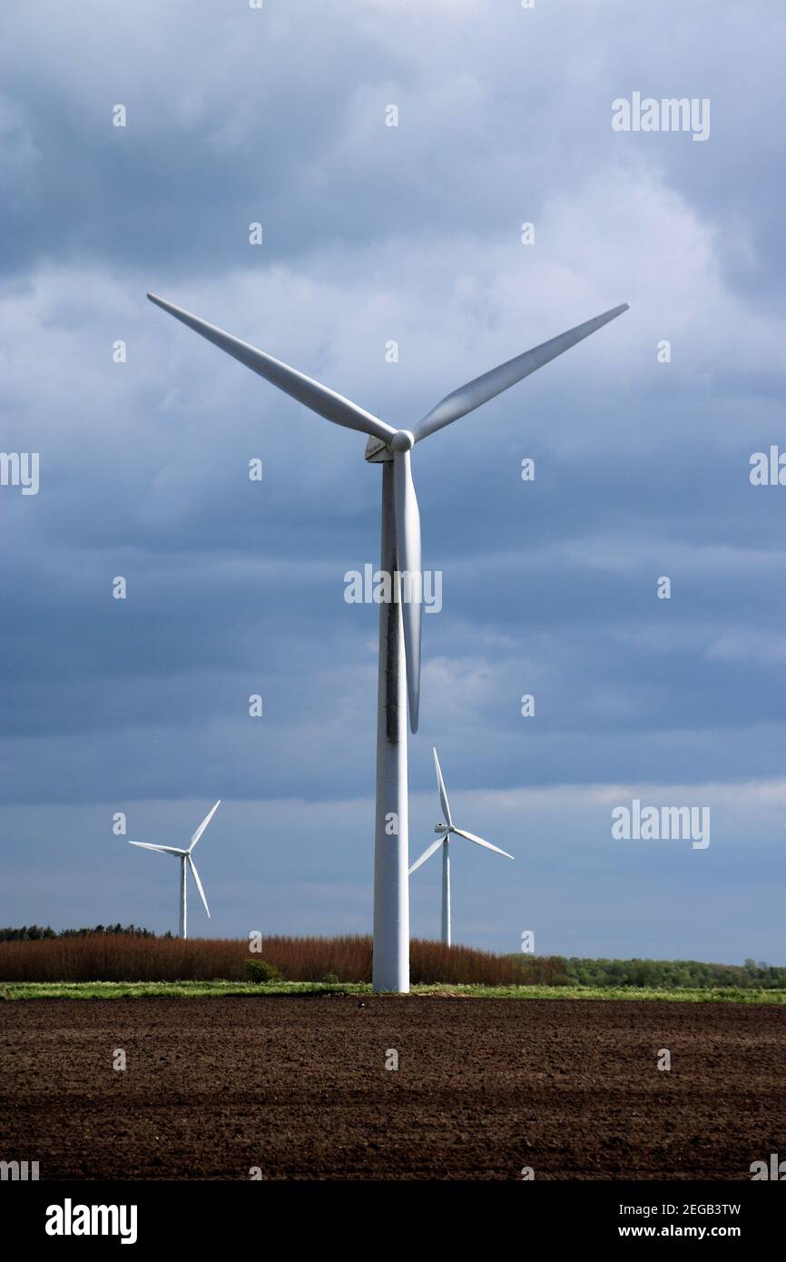 Vertical shot windmills under hi-res stock photography and images - Alamy