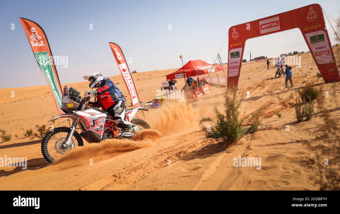 89 Saghmeister Gabor (srb), KTM, Saghmeister Team, Original by Motul, Moto,  Bike, action during the 6th stage of the Dakar 2021 between Al Qaisumah and  Ha'il, in Saudi Arabia on January 8,