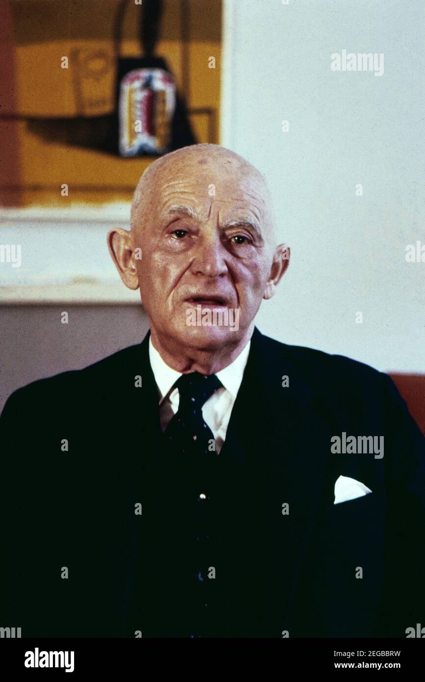 Portrait of daniel henry kahnweiler hi-res stock photography and