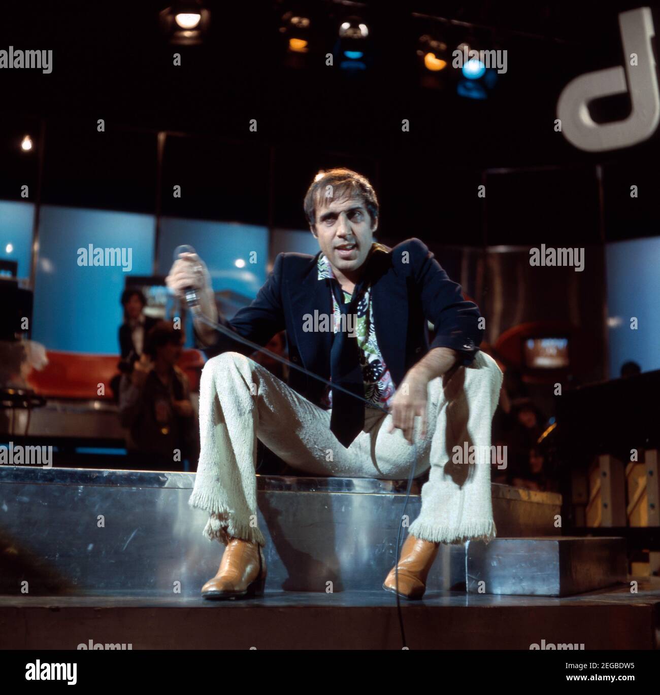 DISCO, ZDF Musiksendung, 1976, Auftritt des italienischen Sängers und Schauspielers Adriano DISCO, ZDF Musiksendung, 1976, Auftritt des italienischen Sängers und Schauspielers Adriano