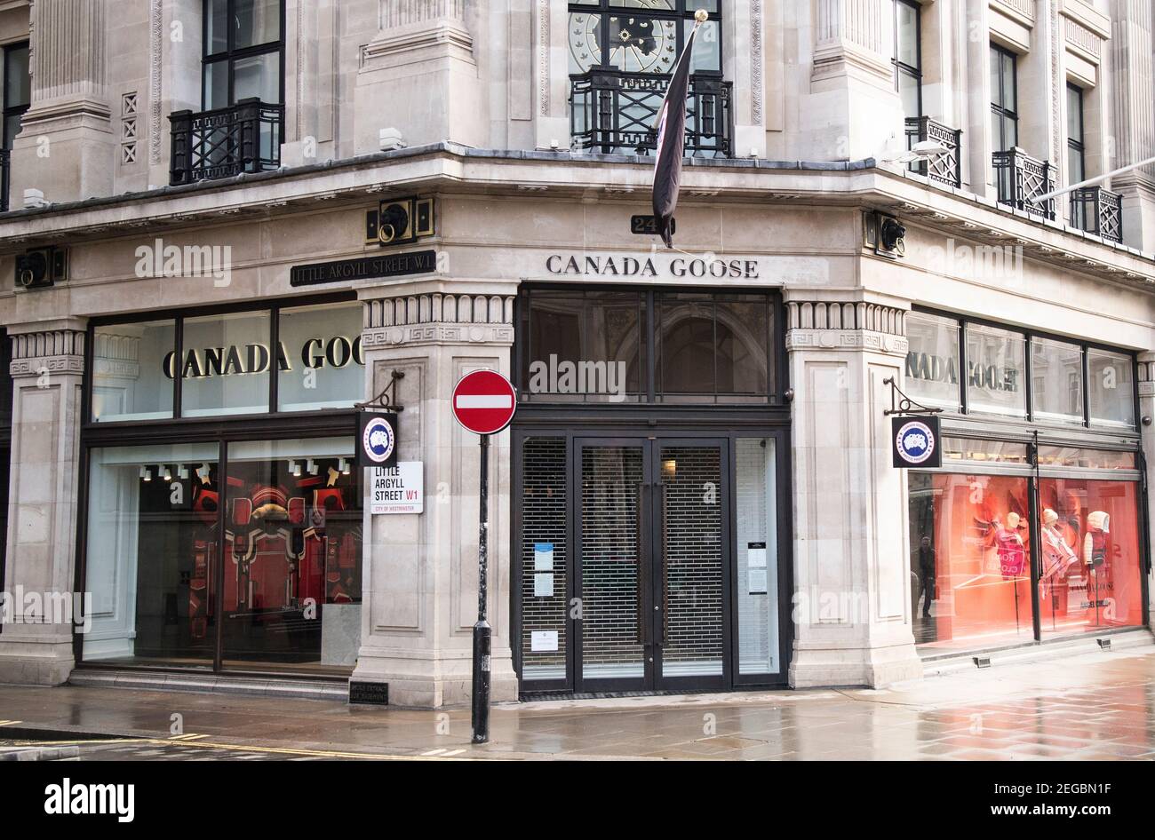 Canada goose store hi-res stock photography and images - Alamy