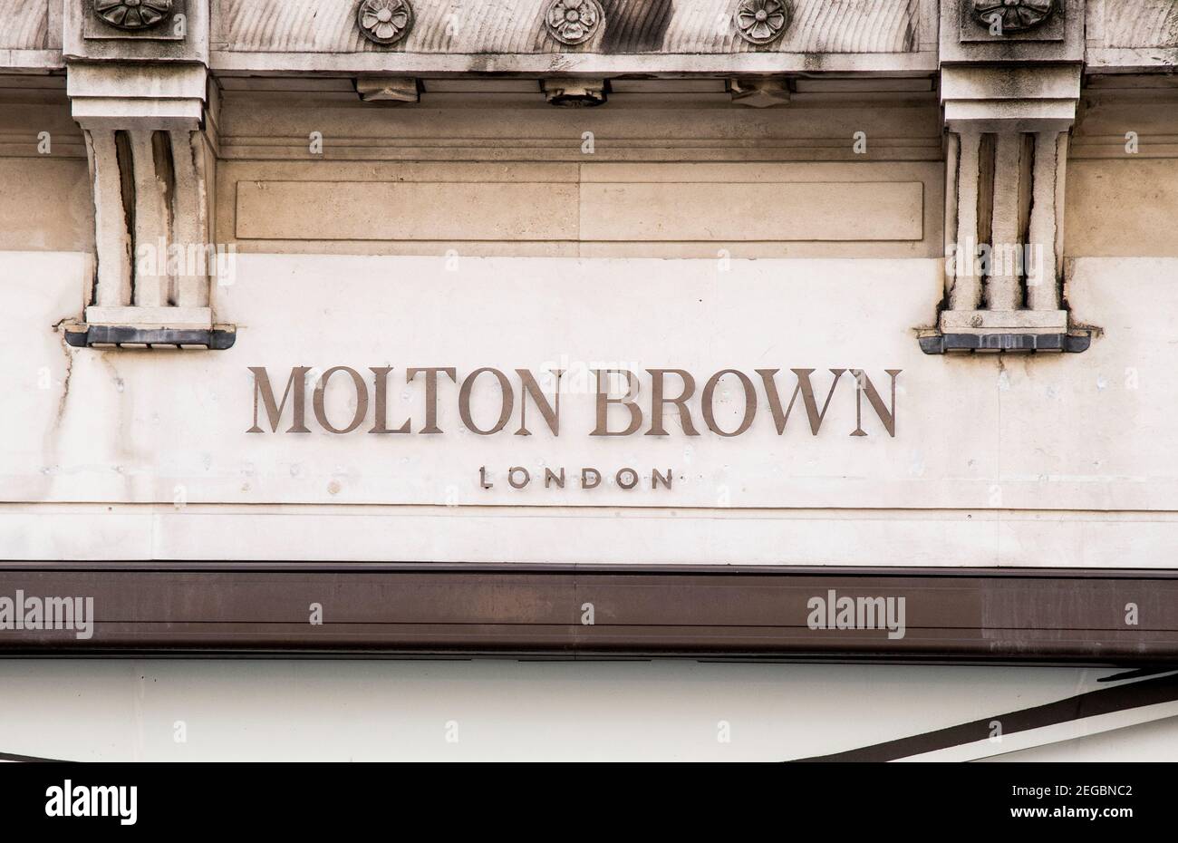 Molton Brown High Resolution Stock Photography and Images Alamy