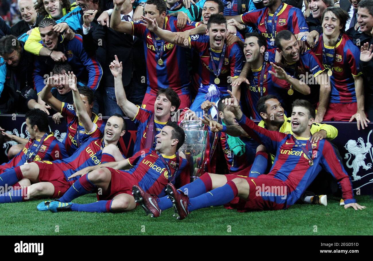 Football - Manchester United v FC Barcelona 2011 UEFA Champions League  Final - Wembley Stadium, London, England - 10/11 - 28/5/11 Barcelona team  celebrate winning the Champions League Final with the trophy