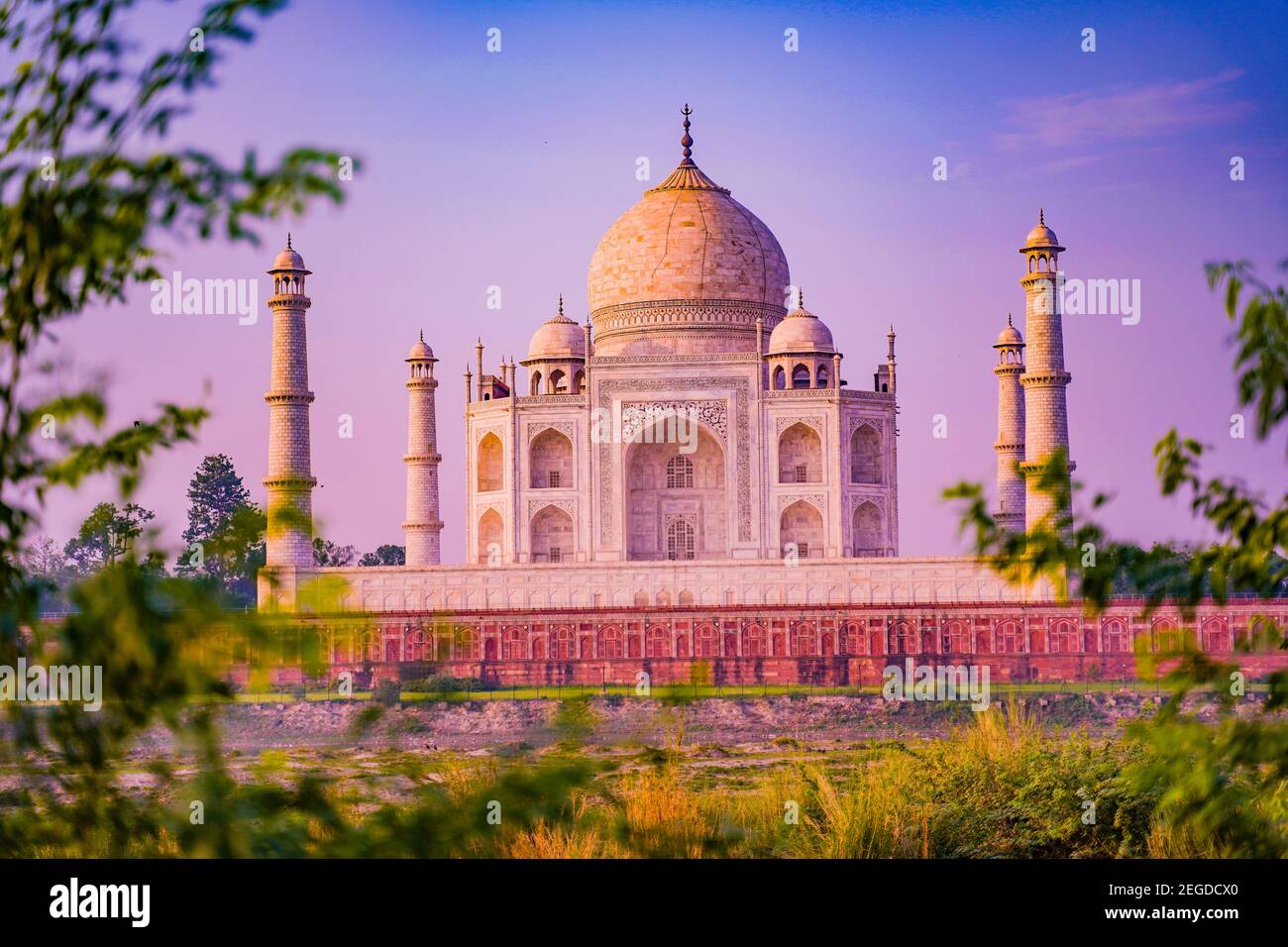 The Taj Mahal is an ivory-white marble mausoleum on the south bank of ...