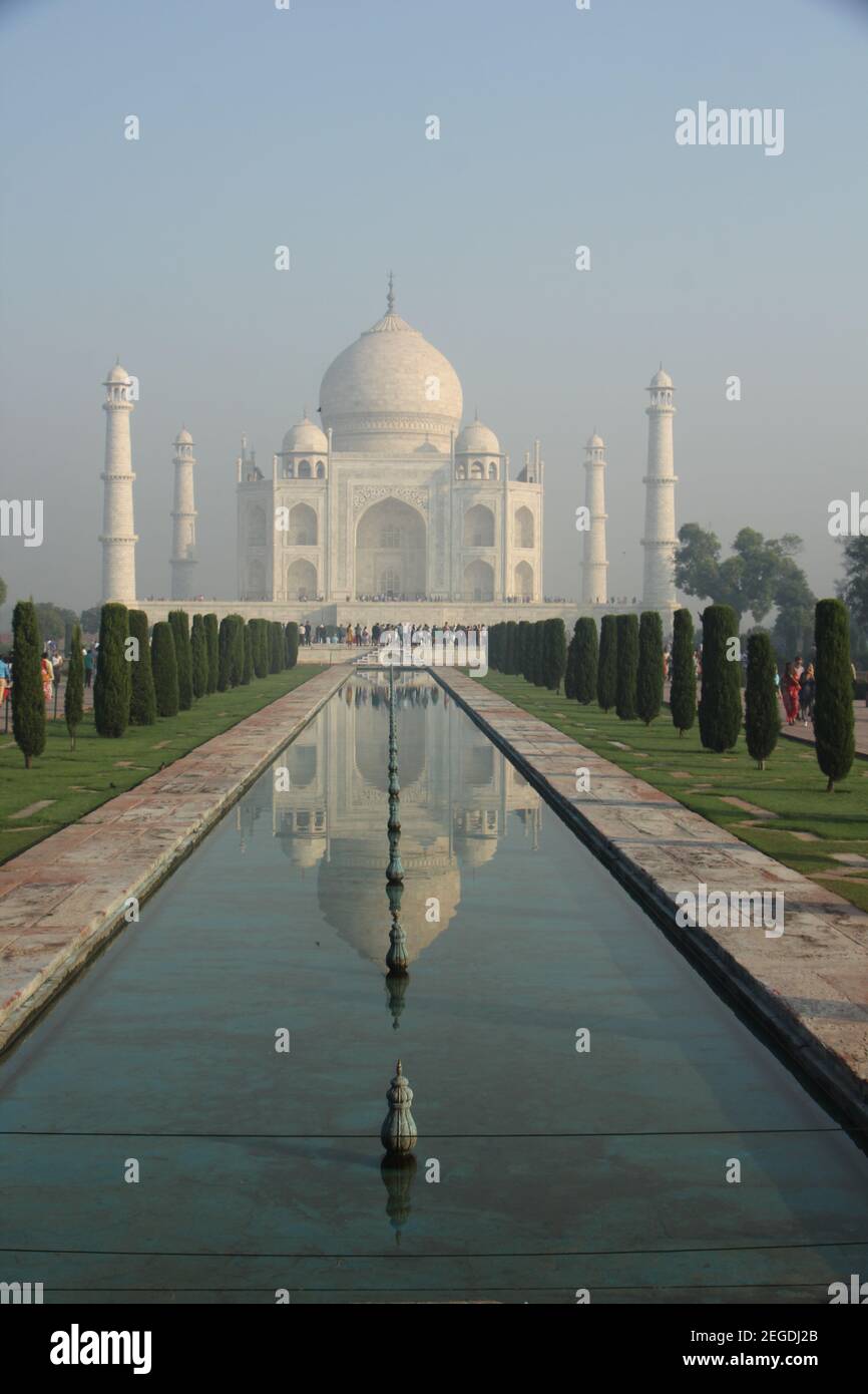 The Taj Mahal Is An Ivory white Marble Mausoleum On The South Bank Of the-taj-mahal-is-an-ivory-white-marble-mausoleum-on-the-south-bank-of