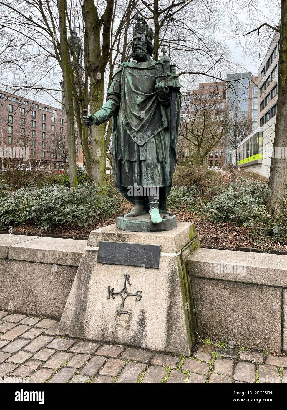 Kaiser Karl der Große, Vater Europas, Gründer Hamburgs, Hamburg, Michaelisstr. / St.-Ansgar „Kleiner Michel“, Hamburger – Neustadt, 18.02.2021 Stock Photo