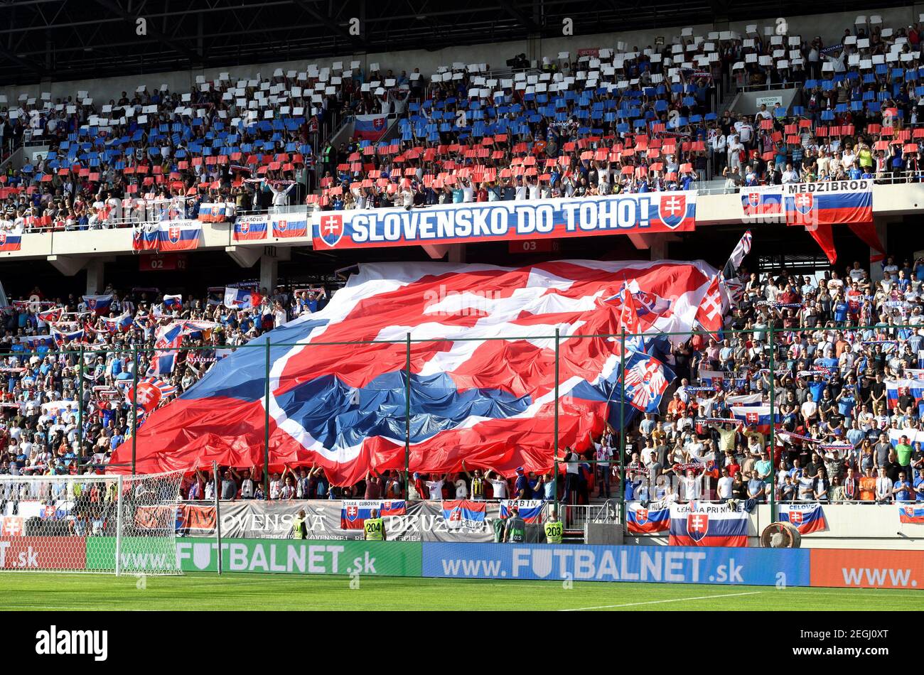 Page 11 - Slovakia Football Fans High Resolution Stock Photography and  Images - Alamy