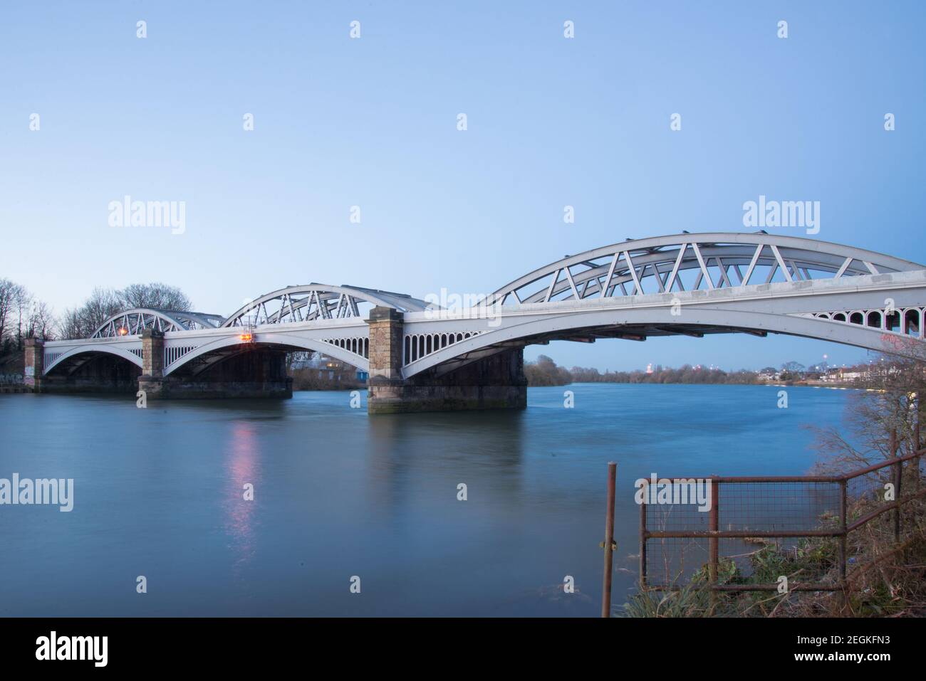 Barnes Railway Bridge Stock Photo