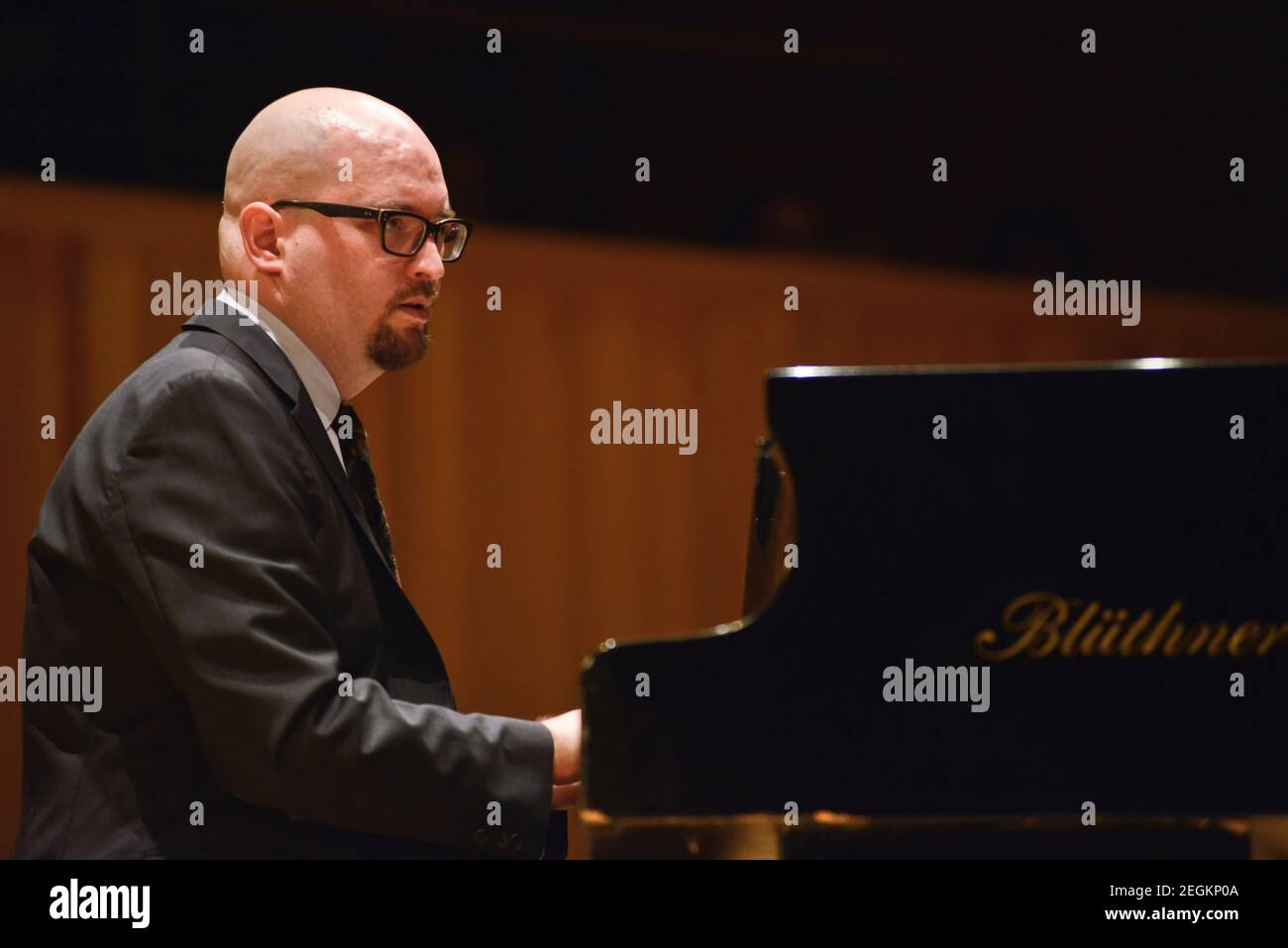 Ethan iverson piano hi-res stock photography and images - Alamy