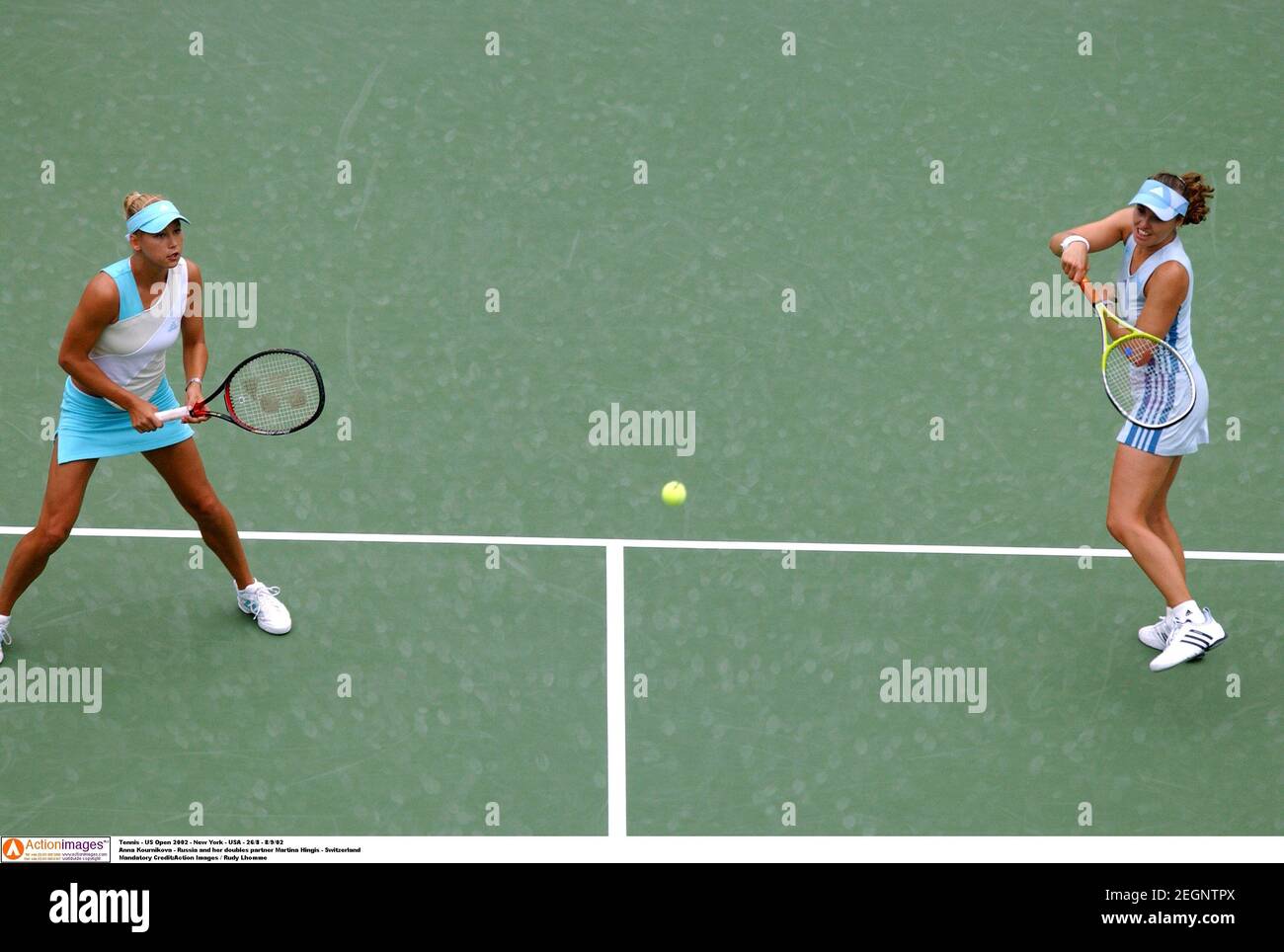 Anna kournikova with martina hingis hi-res stock photography and images -  Page 4 - Alamy