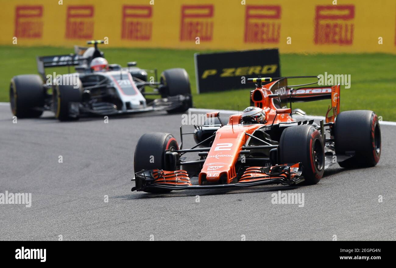Formula One - F1 - Belgian Grand Prix - Spa-Francorchamps, Belgium - August  27, 2017 McLaren's Stoffel Vandoorne in action ahead of Haas' Kevin  Magnussen REUTERS/Francois Lenoir Stock Photo - Alamy