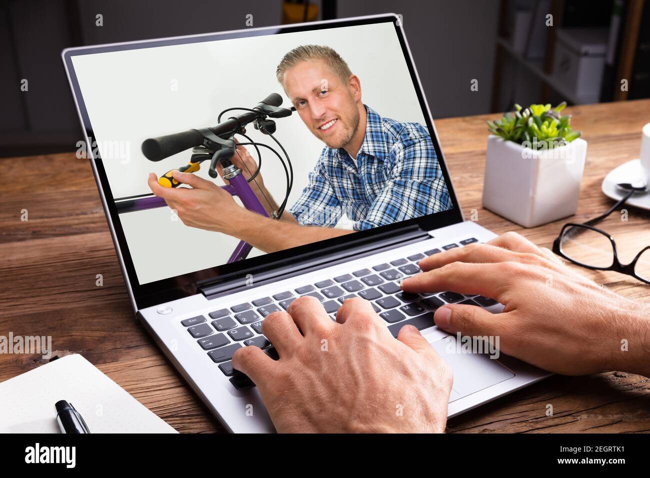 Diy computer repair hi-res stock photography and images - Alamy