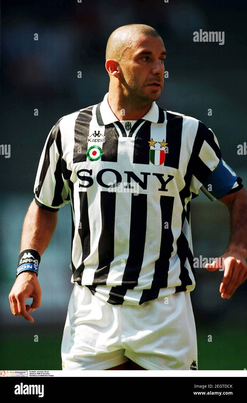 Gianluca Vialli High Resolution Stock Photography and Images Alamy