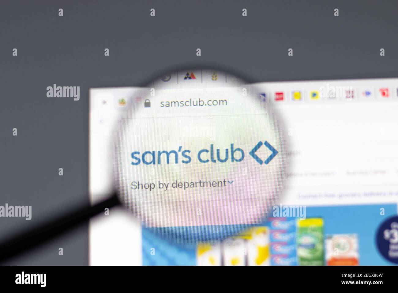 New York, USA - 15 February 2021: Sam Club website in browser with company logo, Illustrative Editorial Stock Photo