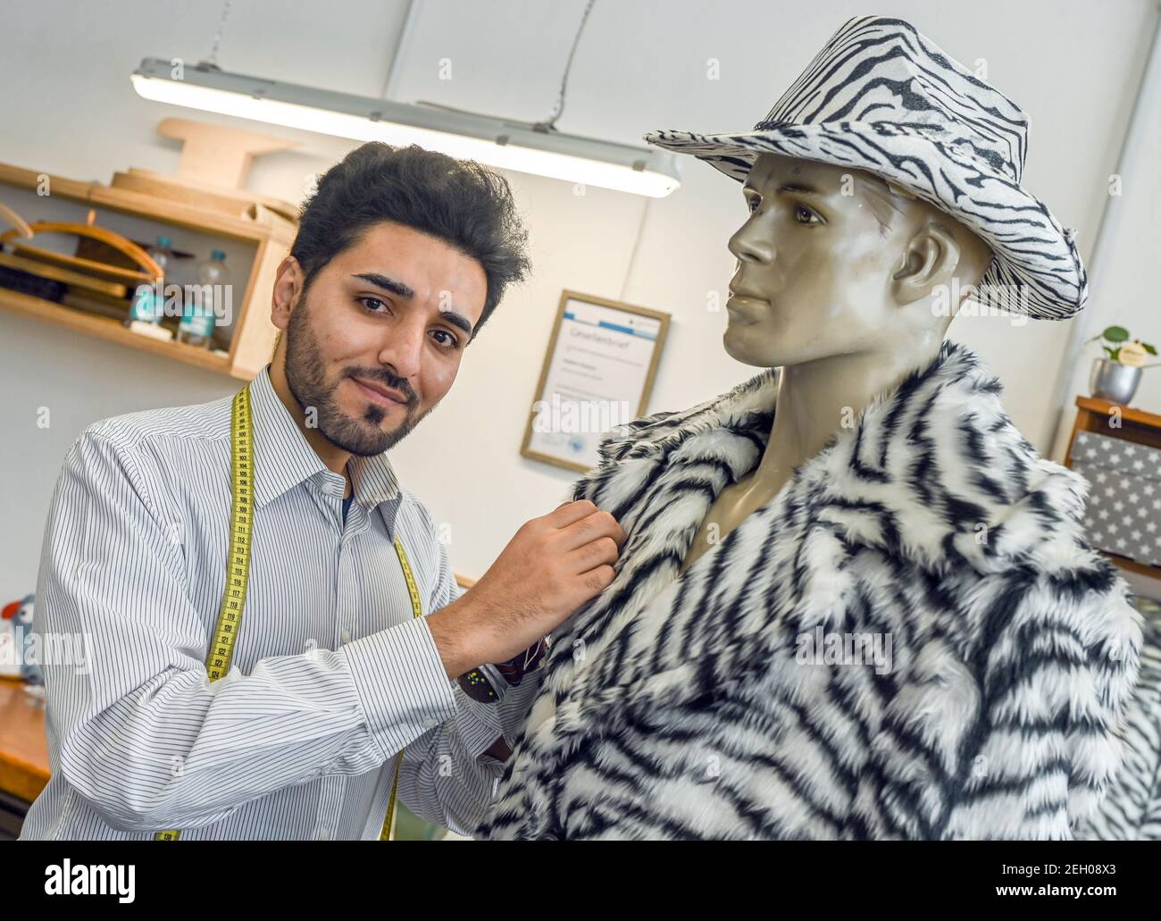 Mojtaba hosseiny hires stock photography and images Alamy