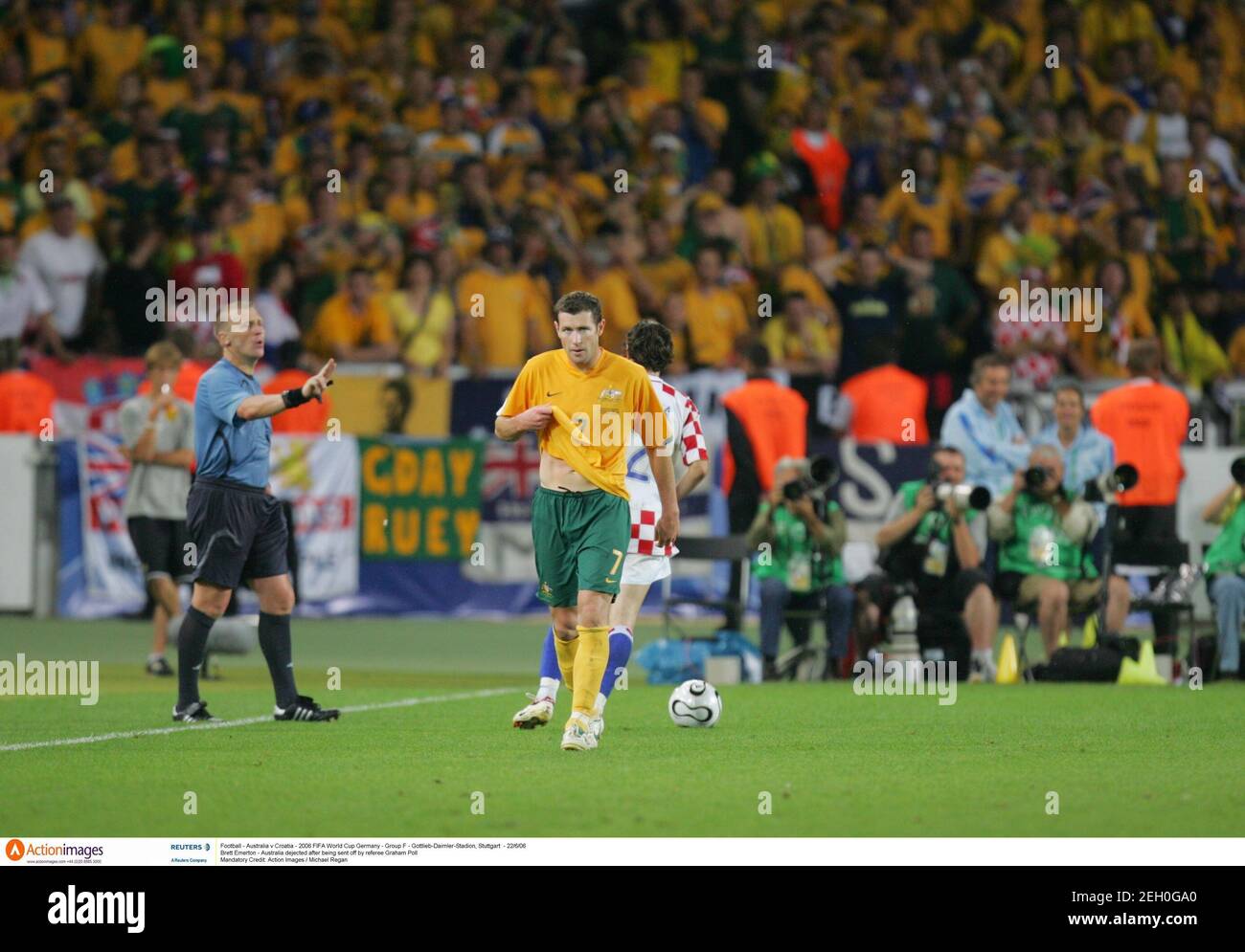 Page 19 - Brett Emerton High Resolution Stock Photography and 