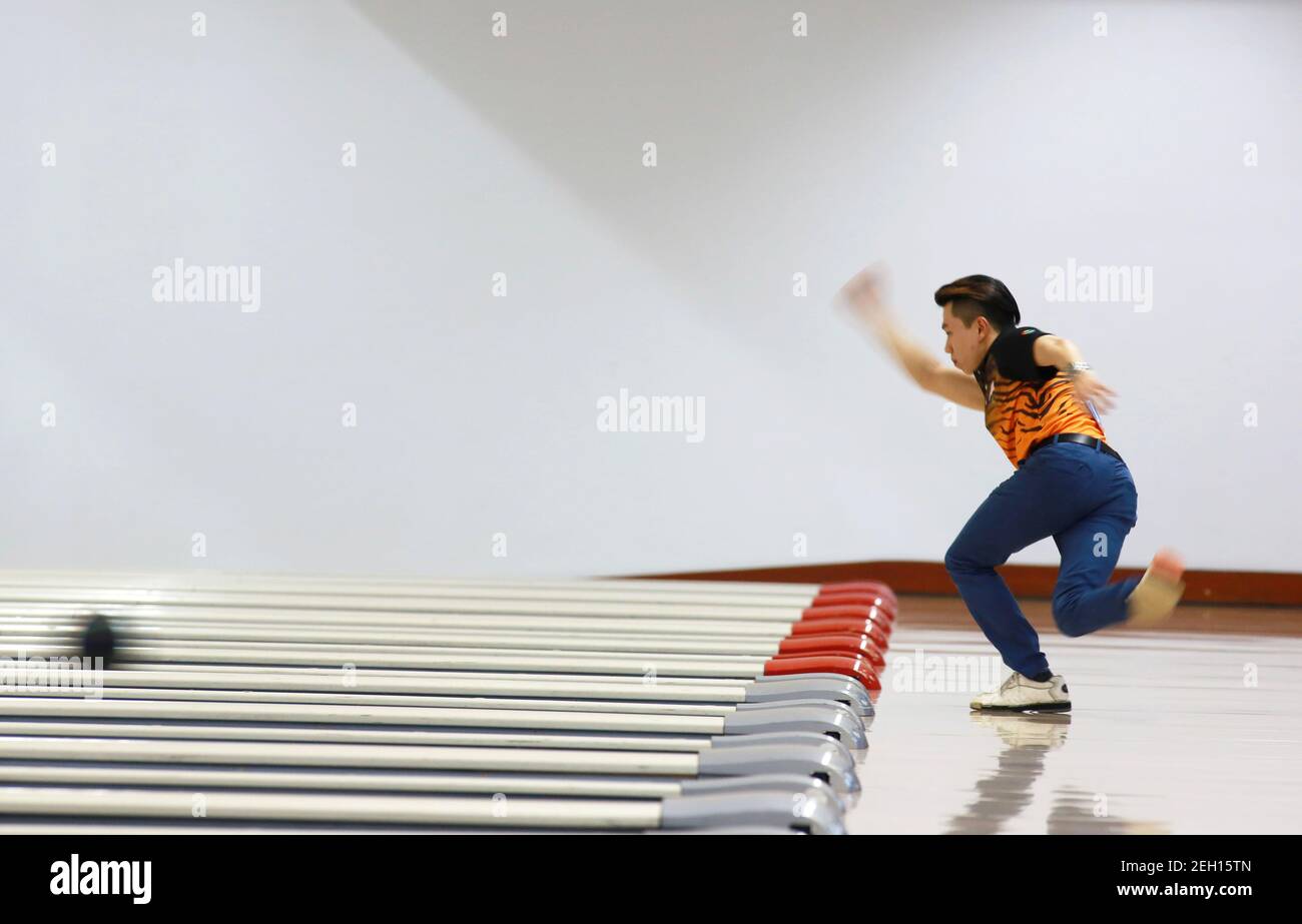 Bowling Team Member High Resolution Stock Photography And Images Alamy