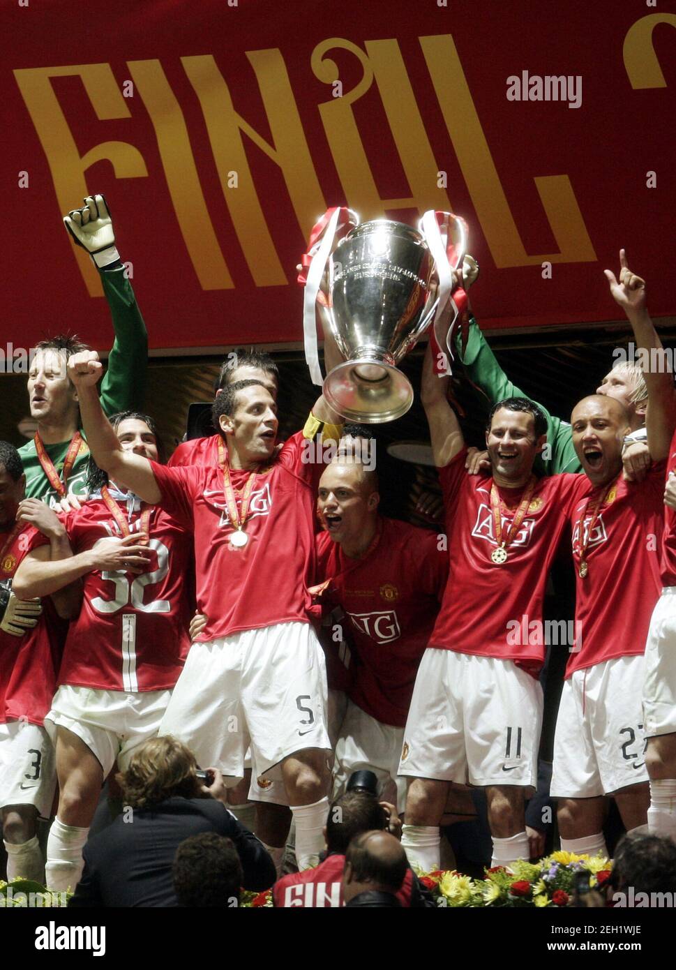Manchester United FC Champions of Europe 2008 Badge MUFC Man Utd Football Club Souvenir Gift