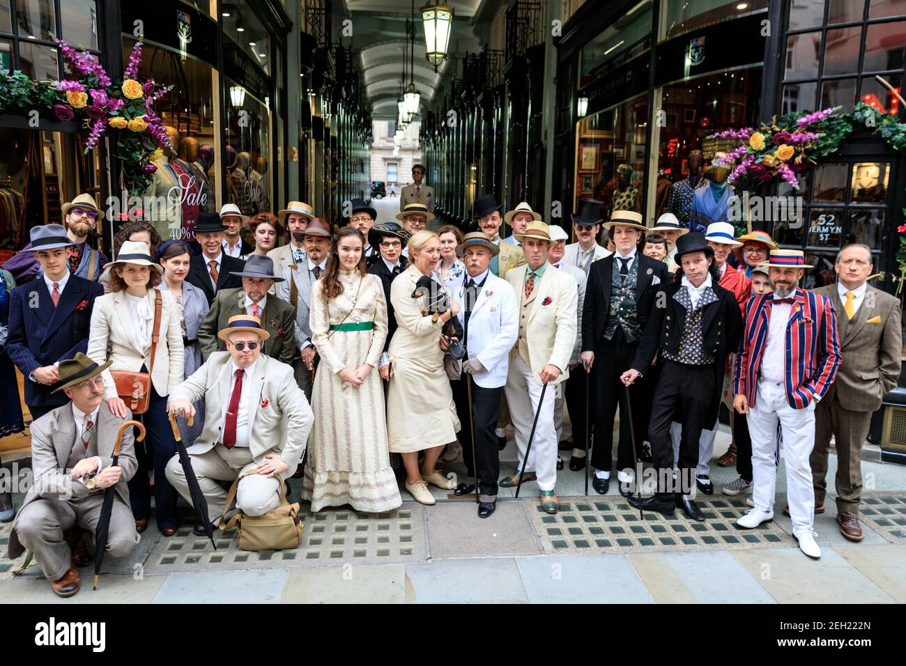 Dapper British Chaps and Chapettes at ' The Grand Flaneur' Chap Walk, Mayfair, London, UK Stock Photo