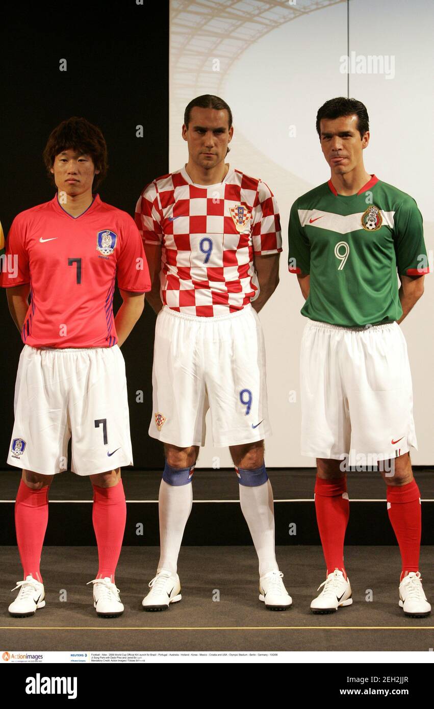 Football - Nike - 2006 World Cup Official Kit Launch for Brazil - Portugal - Australia - Holland - Korea - Mexico - Croatia and USA - Olympic Stadium - Berlin - Germany - 13/2/06  Ji Sung Park with Dado Prso and Jared Borgetti  Mandatory Credit: Action Images / Tobias Schwarz Stock Photo
