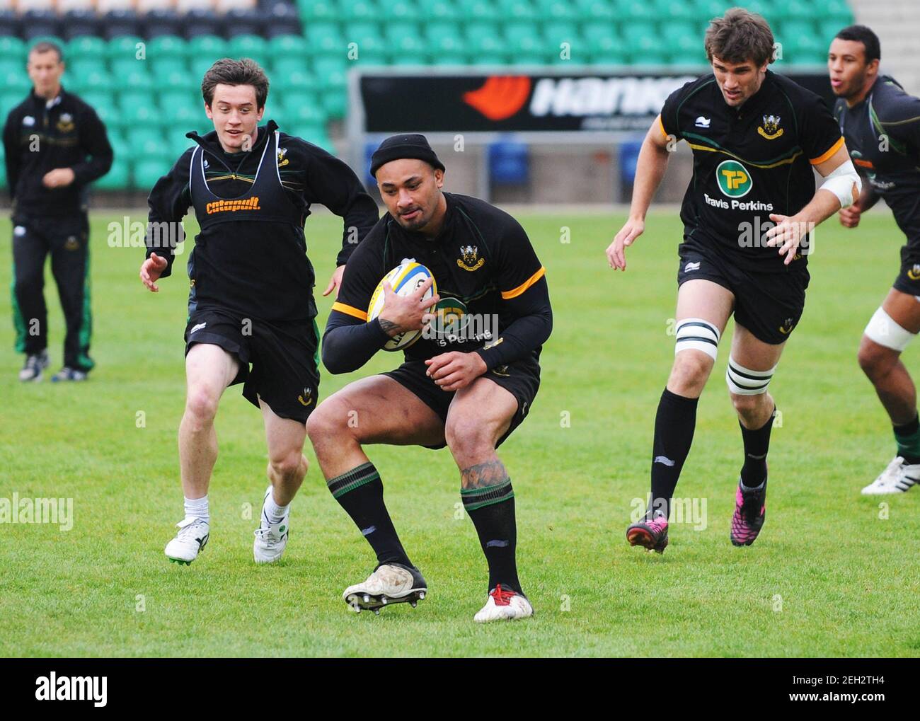 Rugby Union - Northampton Saints Training - Franklin's Gardens - 22/5/13 Samu  Manoa of Northampton (C) during training Mandatory Credit: Action Images /  Henry Browne Livepic Stock Photo - Alamy