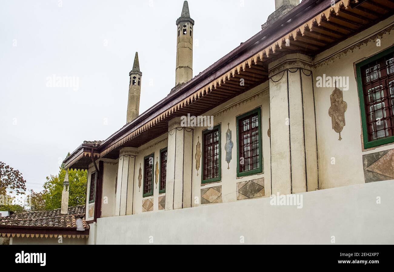 The architecture of the old streets in Sevastopol. Old houses Stock Photo Alamy